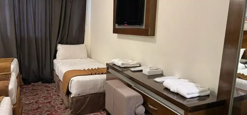 Sky View Hotel Madinah. image